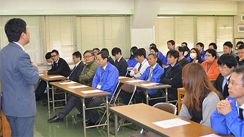 平成２８年の新年全体朝礼を行いました 印刷は名古屋の駒田印刷